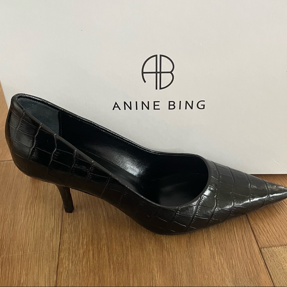 Anine Bing Perry Pumps